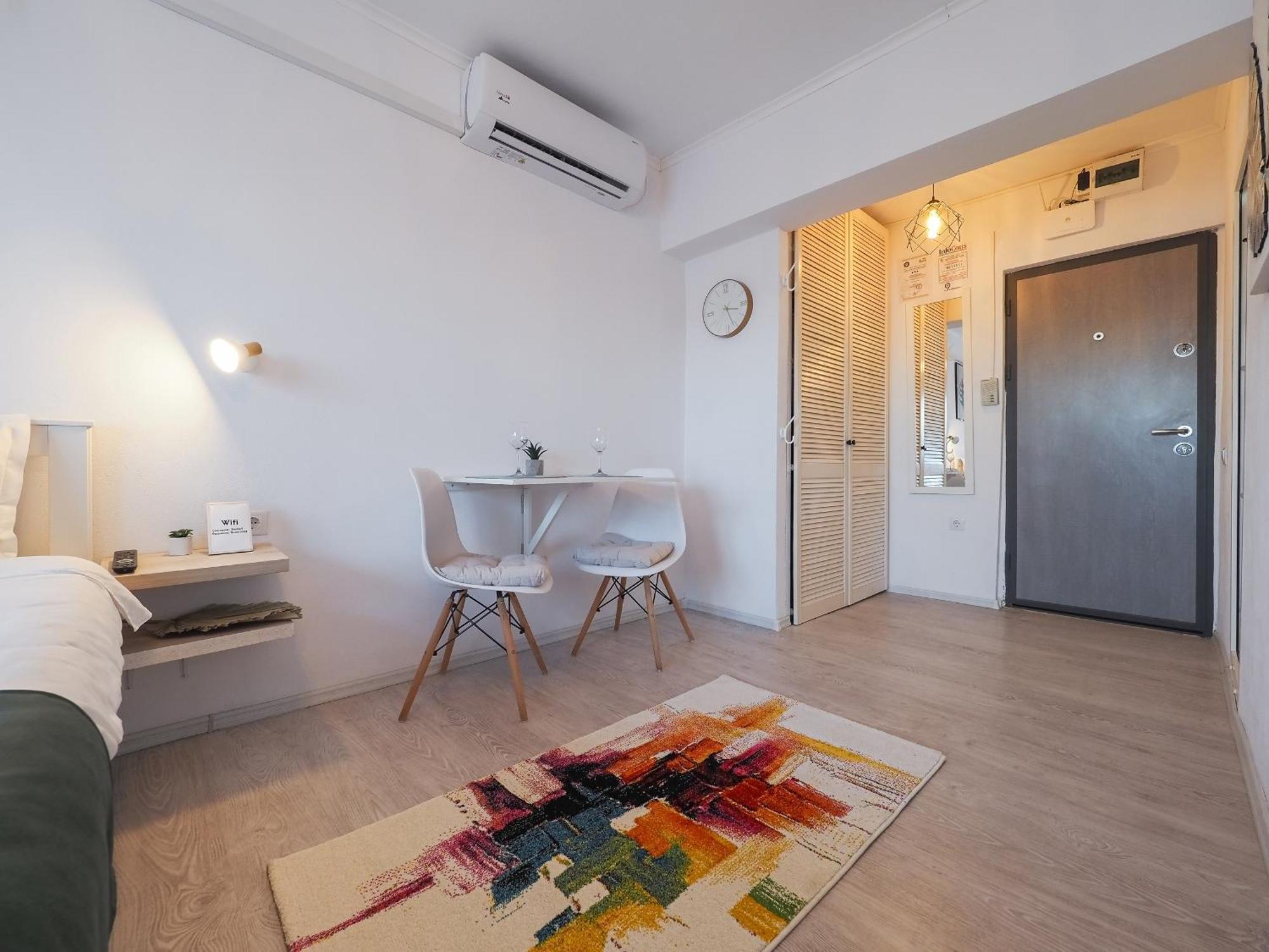 Holiday Studio Sibiu - Central, Cozy & Self Check-In Экстерьер фото